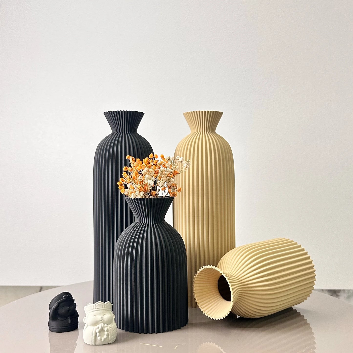VÅGFORM 2-Piece Sculpted Vase Set