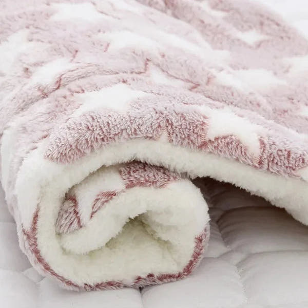 HappyPaw™ Dog Ultra-Thick Blanket