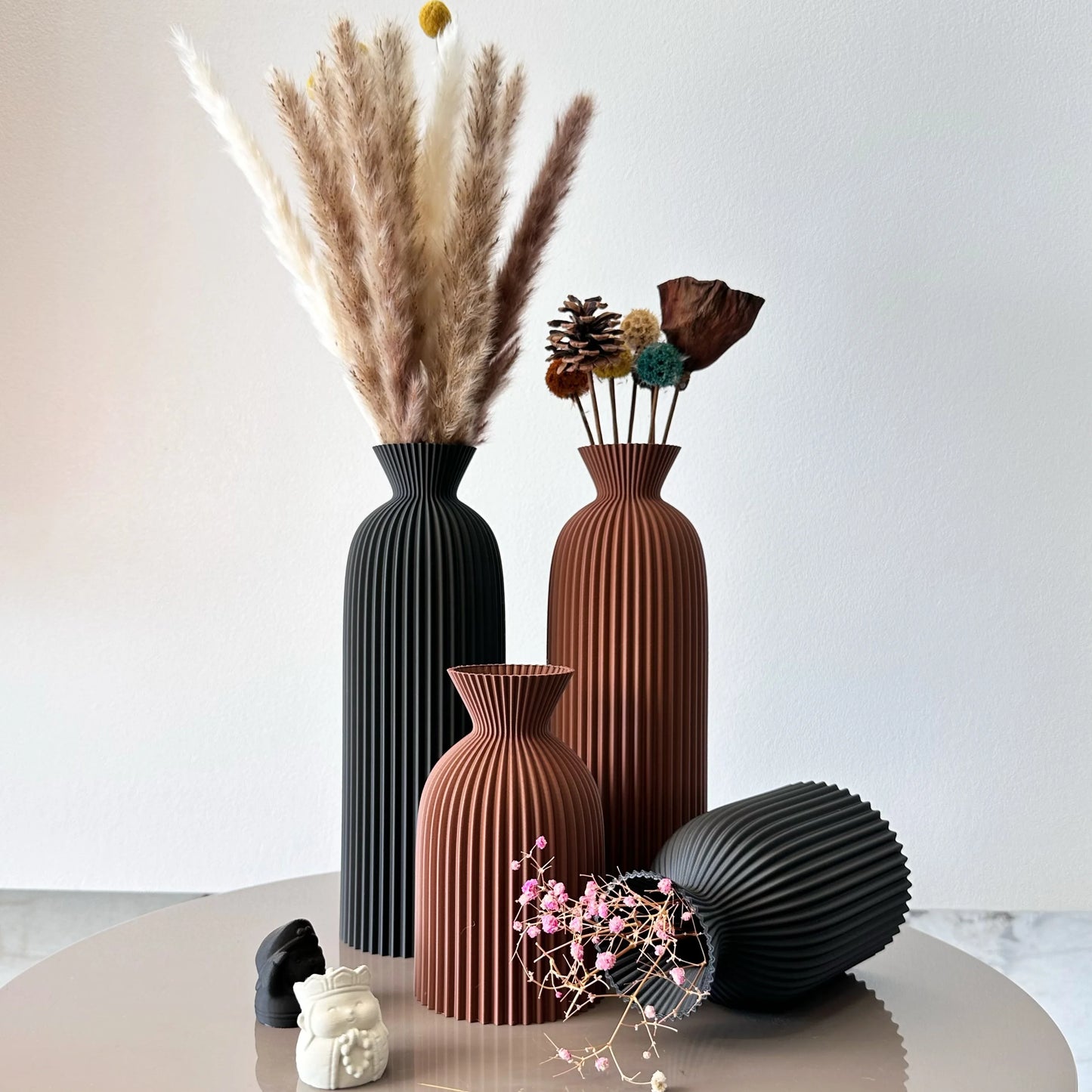 VÅGFORM 2-Piece Sculpted Vase Set