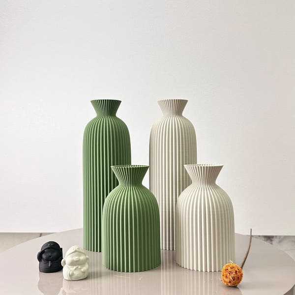 VÅGFORM 2-Piece Sculpted Vase Set
