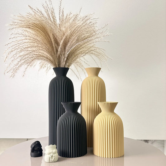 VÅGFORM 2-Piece Sculpted Vase Set